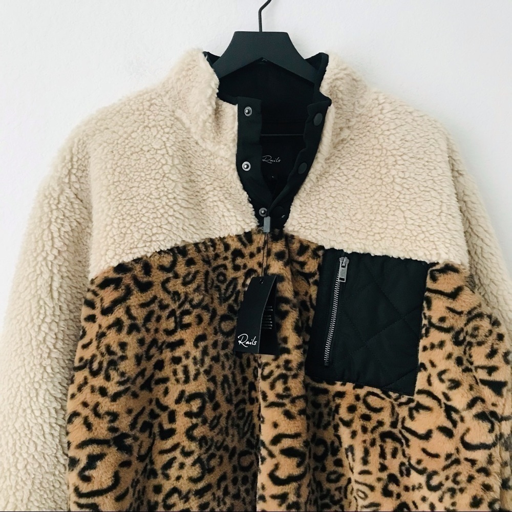 New! Rails Saga Faux Fur Sherpa Leopard Cheetah Pullover Plush Teddy Jacket - Picture 8 of 16